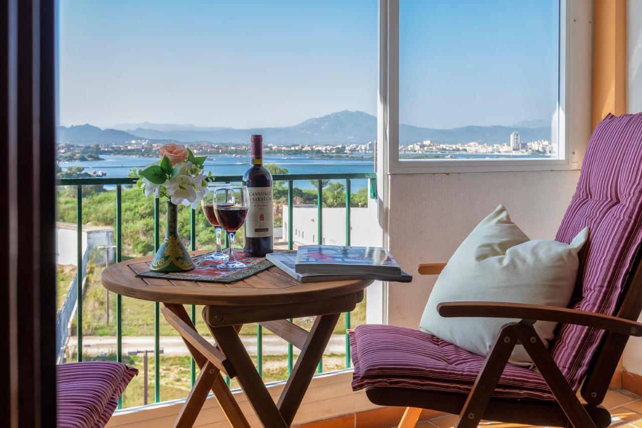 Top Floor Gulf View Apartment Olbia Exterior photo