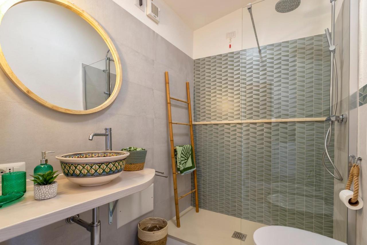 Top Floor Gulf View Apartment Olbia Exterior photo